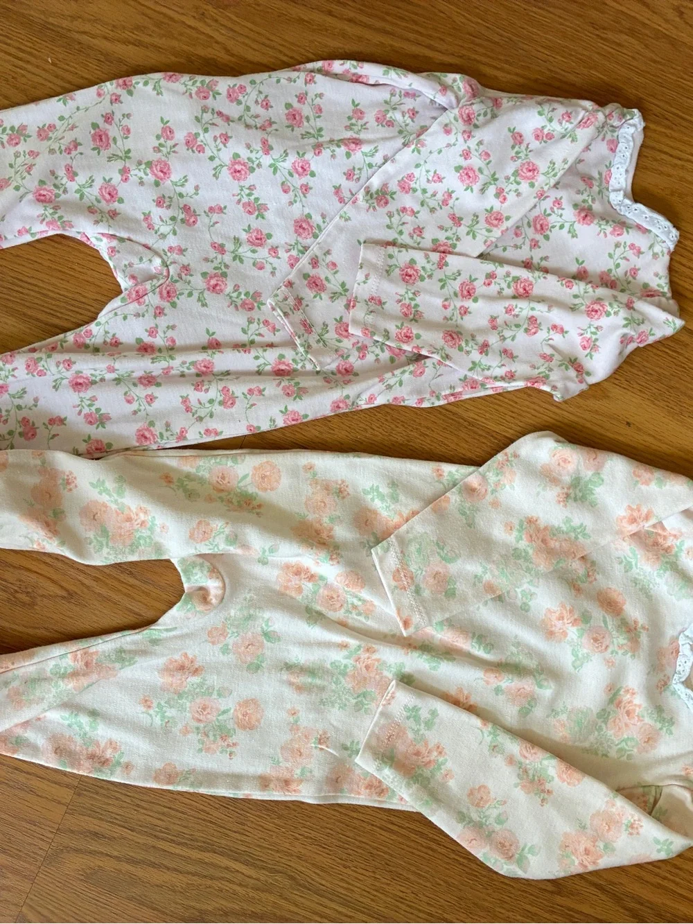 Set of 2 Laura Ashley infant girl Pajamas zip up feet one piece snaps NWOT